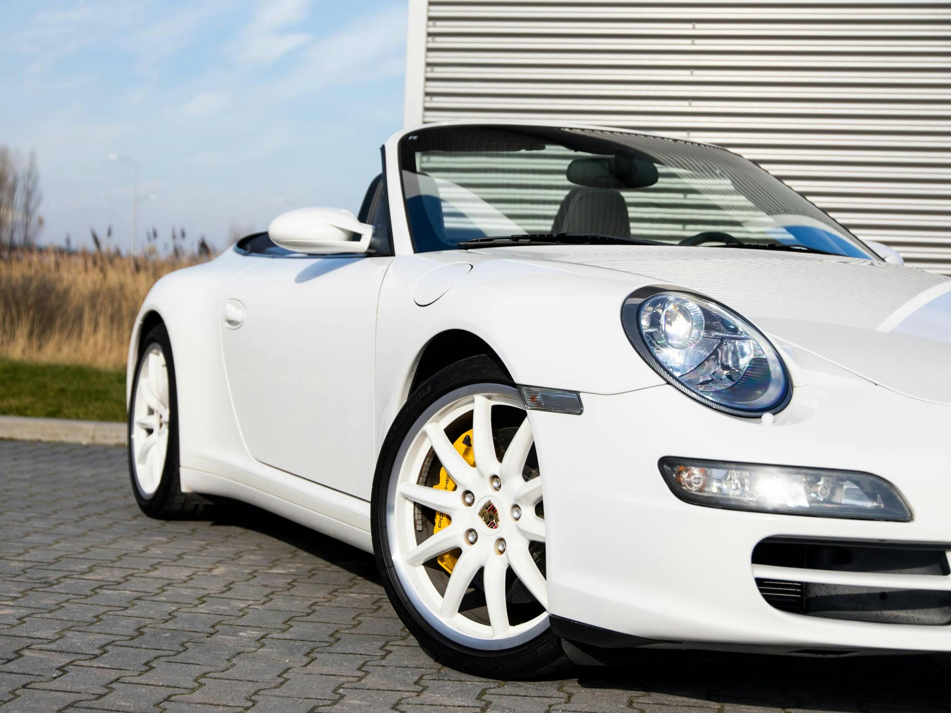 Porsche 911 Cabrio 3.8 Carrera 4S | Keramisch remsysteem | X51 | Sport-Chrono | Sport Uitlaat |